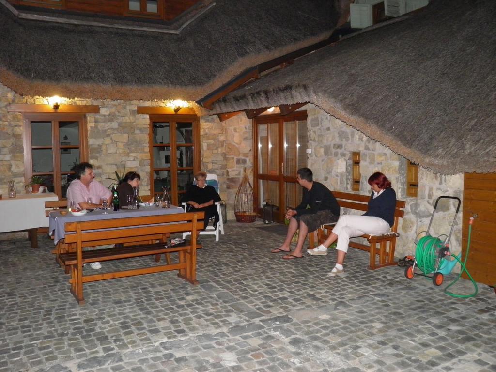Juhfark Fogadó és Borház Balatoncsicso Esterno foto